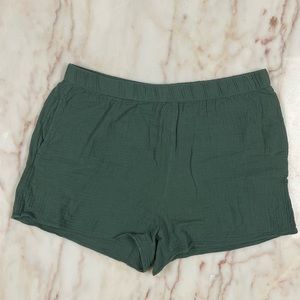 Soft Green, Bohemian shorts with Pockets.